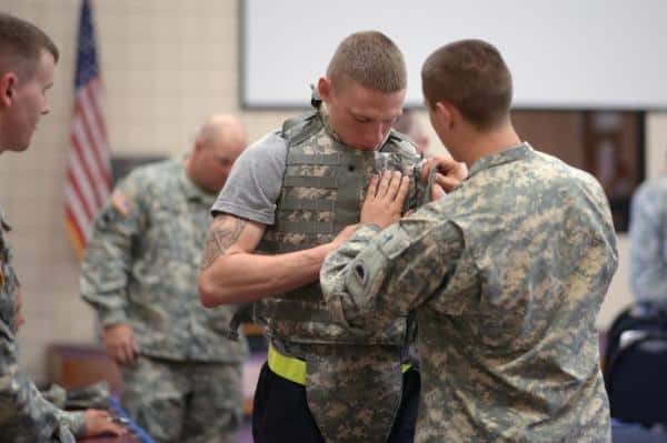 U.S. Army orders more body armor plates from 3M. U.S. Army National Guard photo by Sgt. Betty Boyce