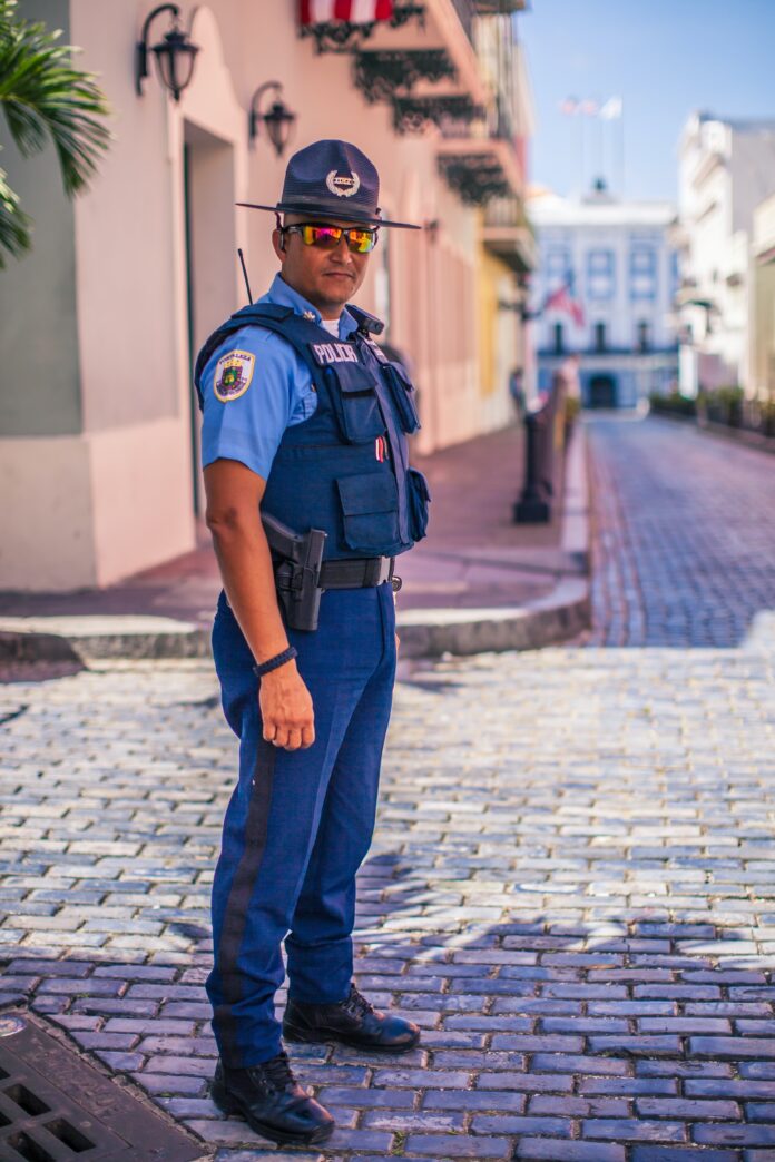 policia chaleco antibalas