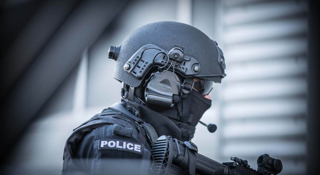 ulbrichts lightweight helmets
